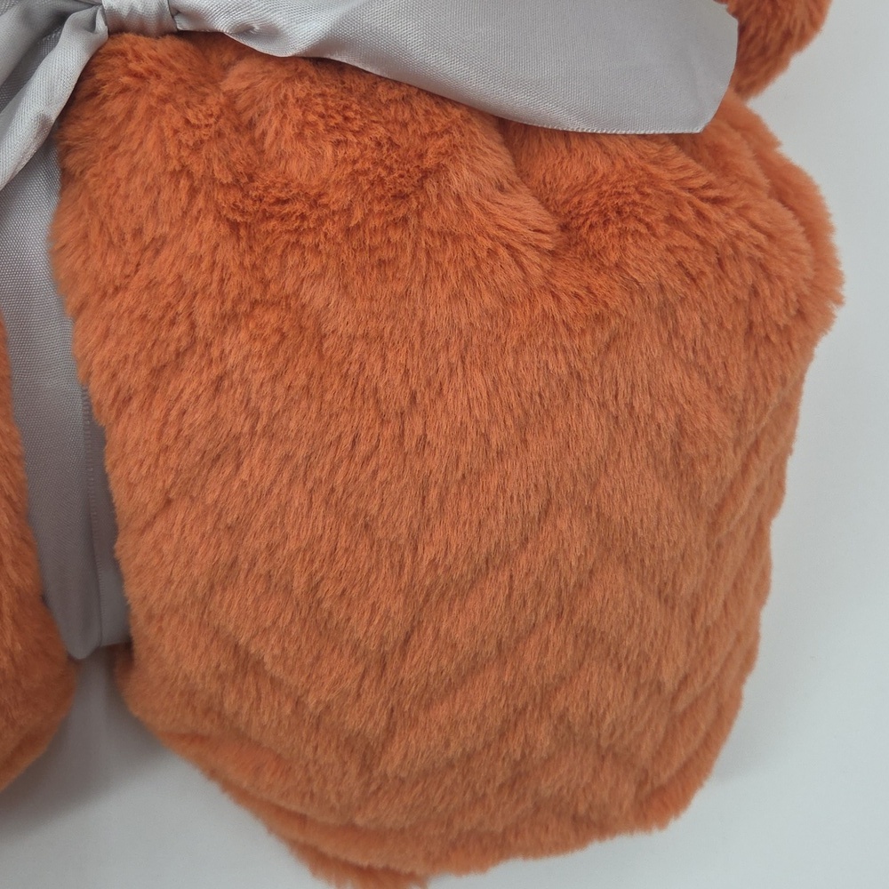 Luxurious Orange "Cathy Spice" Faux Fur Throw Blanket - Picture 7 of 15